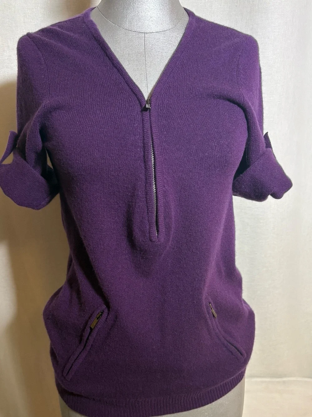 BCBGMAXAZRIA 100% Cashmere Convertible Zip Sweater Luxe Plum Purple NWOT Sz XS/S - Picture 10 of 12